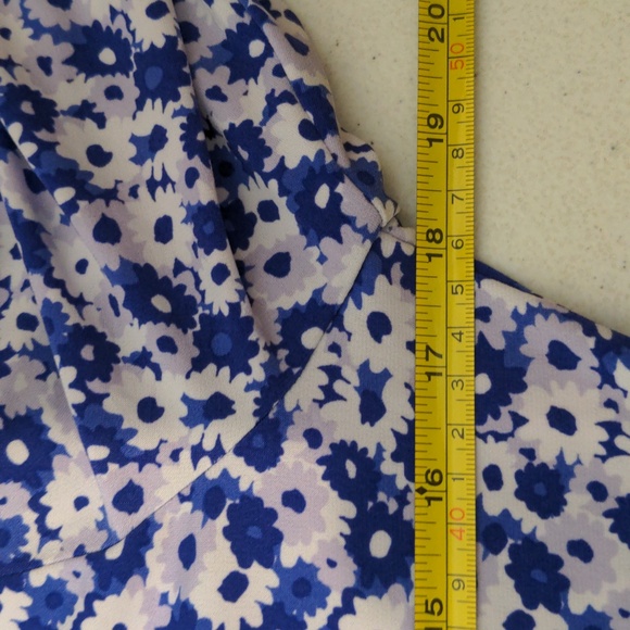 New Michael Kors blue and white floral dress with bell sleeves size medium - Picture 6 of 8